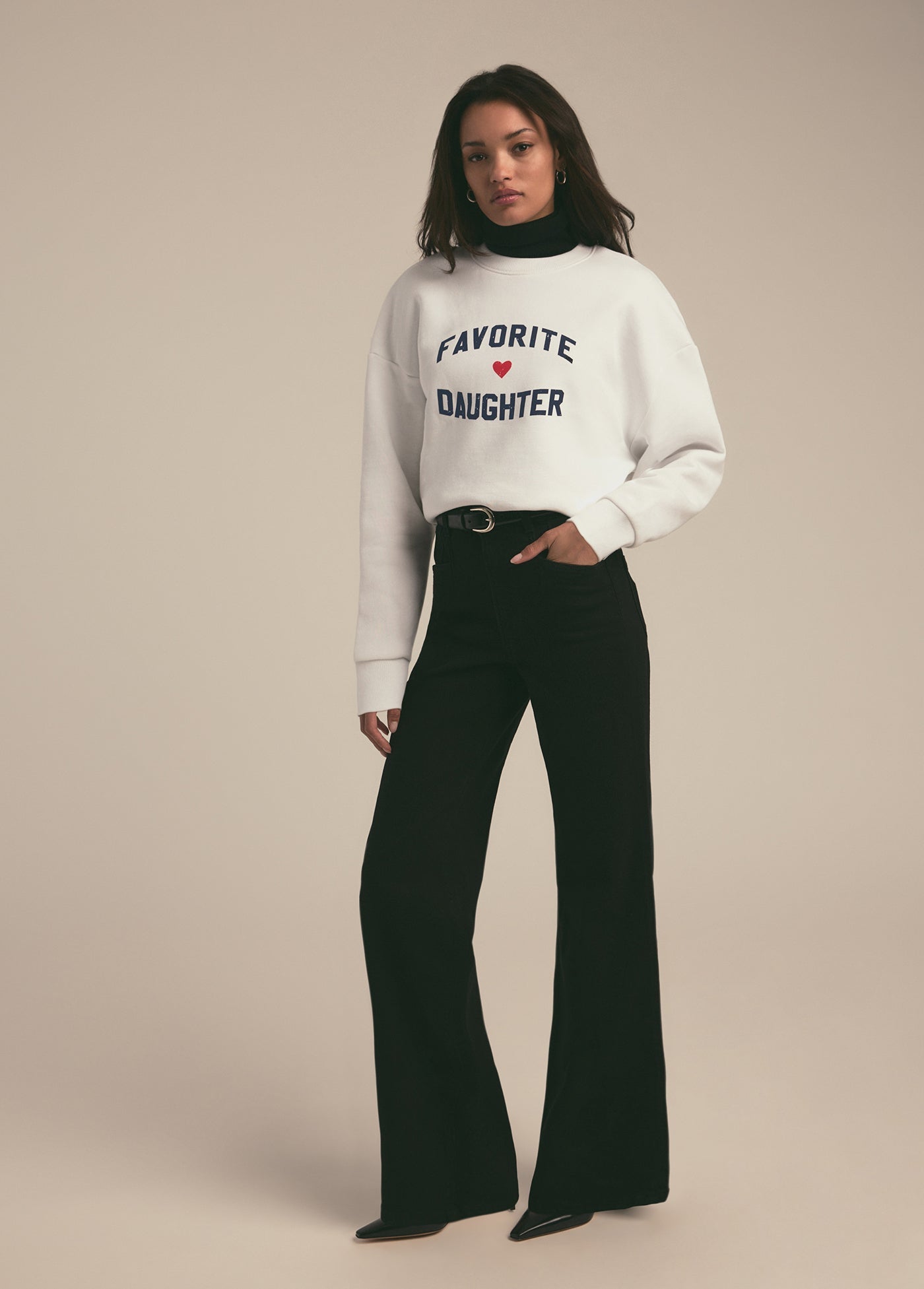 FAVORITE DAUGHTER HEART LOGO SWEATSHIRT